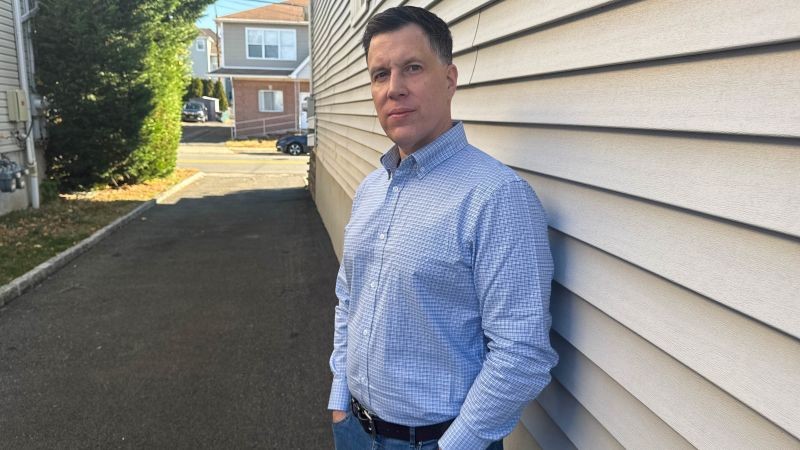 A Facebook Stranger Started a Nightmare That Cost Him $280,000