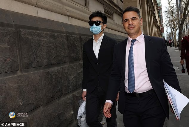 Семејството вложило половина милион долари во образованието на обвинетиот, сега се соочува со рушење на иднината на синот