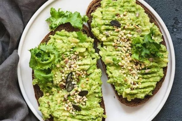 How to Make the Pea Guacamole