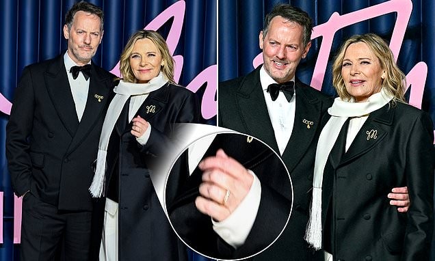 Причината: „Премногу блиску до Божиќ, таа никогаш нема да дознае“