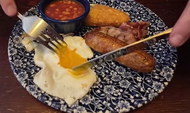 Día 3 Wrap de shwarama por 6 £ y pudín de carne y cerveza por 4,65 £