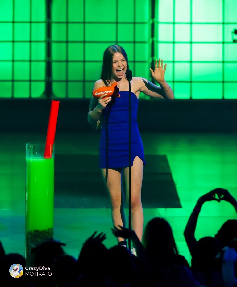 Салиш Матер освои две награди на Nickelodeon и има повеќе А-лист обожаватели отколку што сонуваат нејзините врсници