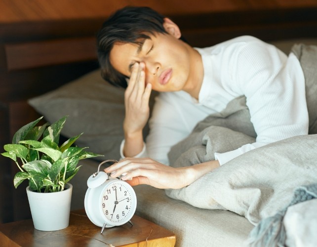 Dal passato al presente: come allenare il corpo a svegliarsi naturalmente