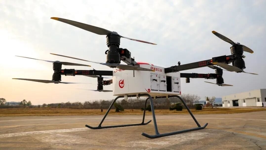 AR-E800: o hexacóptero pesado que pode mudar o transporte de cargas