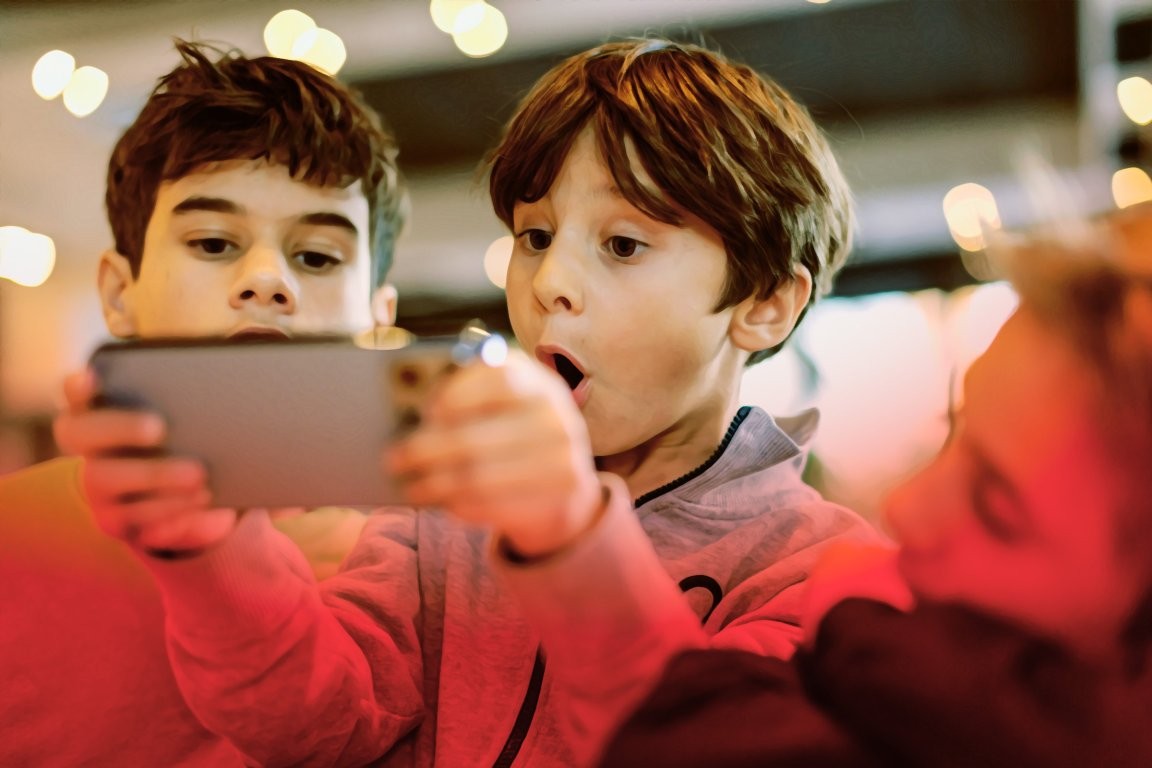 Ce que les jeunes enfants font avec l’IA est absolument horrifiant