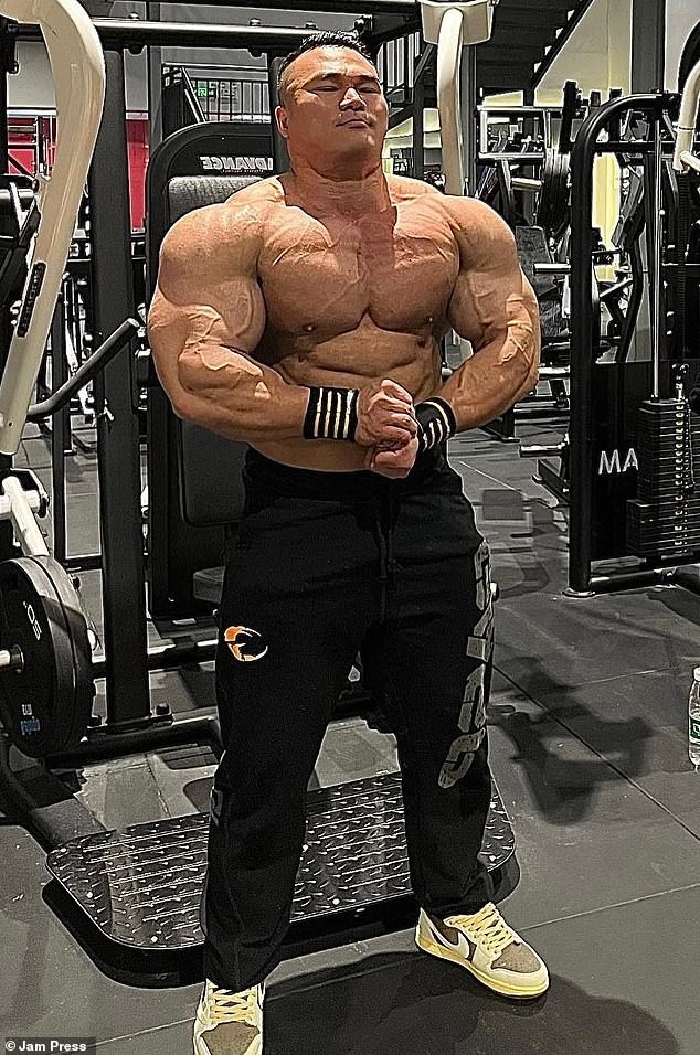 Monk Life Ends in Tragedy As Chinese Bodybuilder Wang Kun Dies at 30