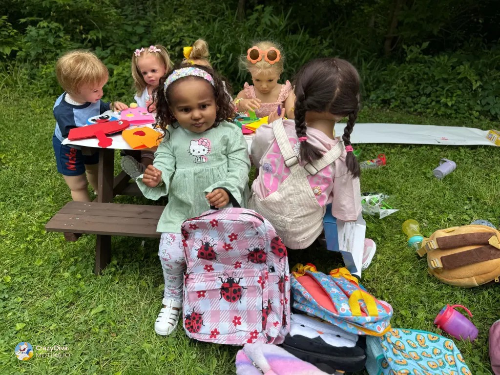 Од креаторка на детска мода до ѕвезда со куклен канал: Како започна приказната за „Куклите не се вистински“