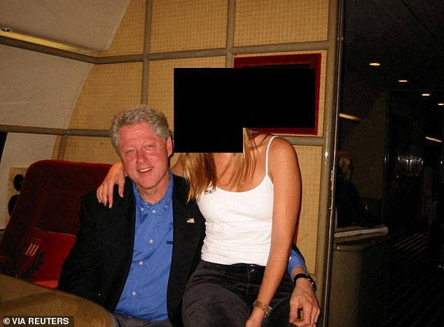 Inne zdjęcia i kontekst związany z Clintonom