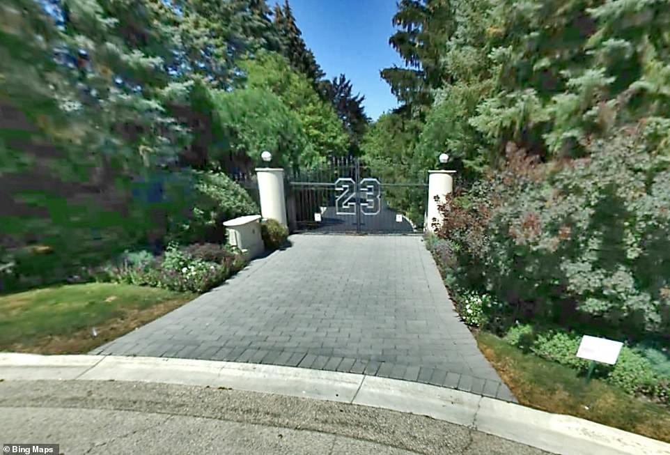 Éléments d'opacité et absence de référence à Jordan