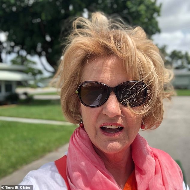 Aposentada viaja pelo mundo com apenas 300 libras por mês e revela o truque genial que estica o orçamento