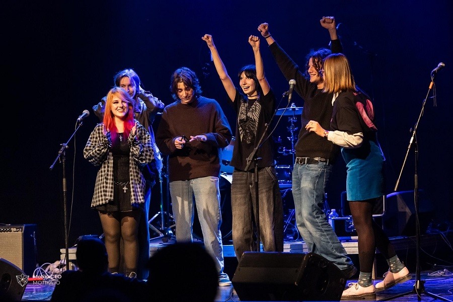 Македонски бенд од Кочани ја освои Европа: „Корка“ ја доби престижната награда „People’s Choice“ во Брисел за својот автентичен звук