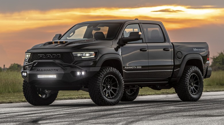 Hennessey Mammoth 1000 RAM TRX: 1.000 HP e 969 Nm di coppia