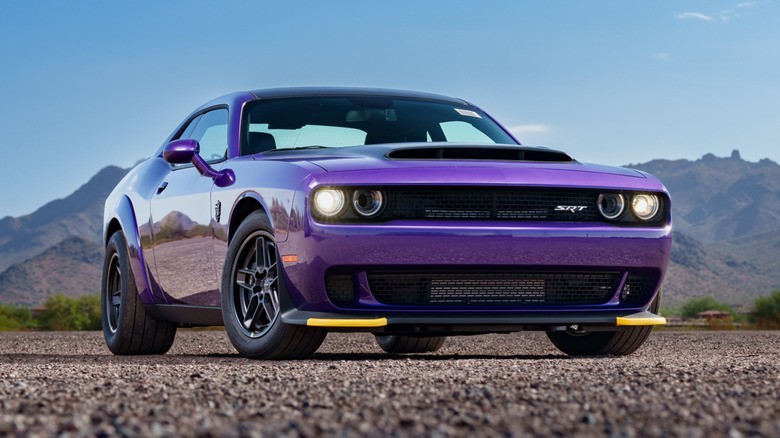 Dodge Challenger SRT Demon 170: 1.025 HP e tempi da record