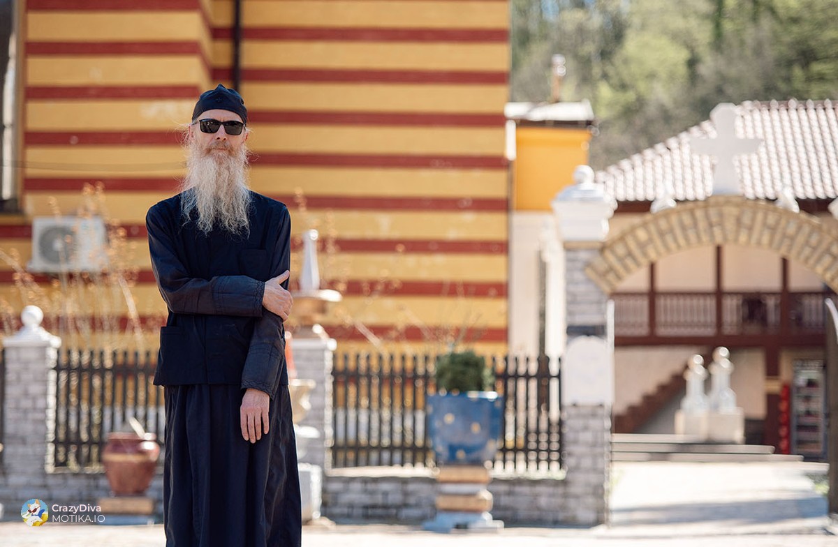 Често зборувате за „празнината“ што ја чувствувале младите тогаш. Од каде доаѓаше таа?