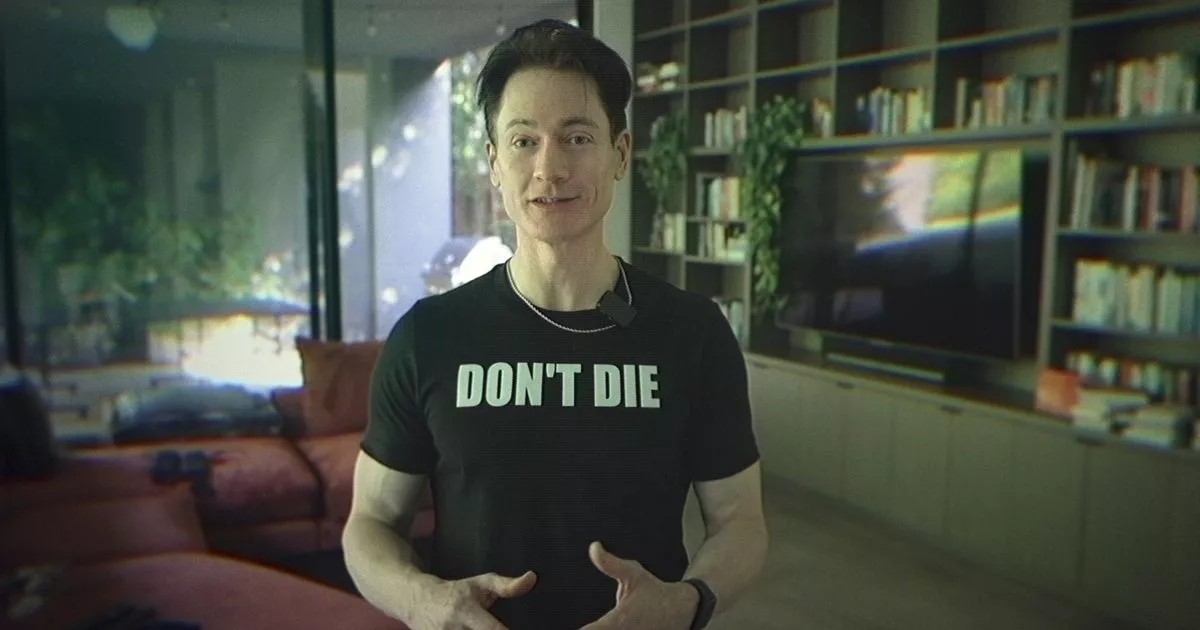 Bryan Johnson: el biohacker que gasta millones para esquivar a la Muerte