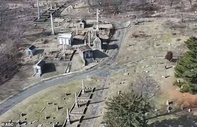 Истрагата започна по провали во мавзолеи: клучна улога имаше пронајден автомобил полн со коски