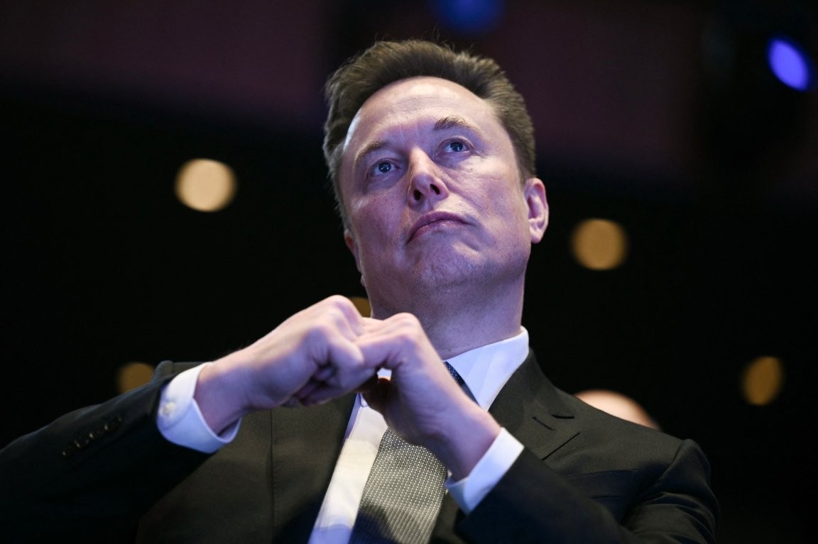 Elon Musk e xAI bruciano miliardi e il sogno dell IA vacilla