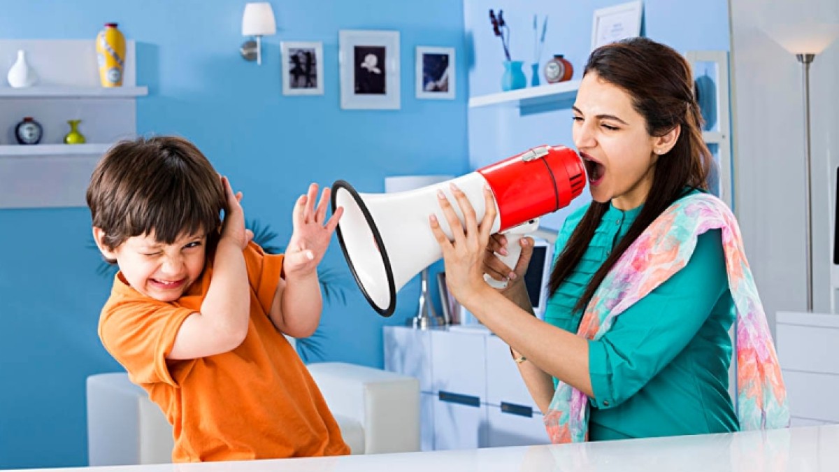 Anzeichen 1: Wenn Kinder Schwierigkeiten haben und Eltern instinktiv eingreifen