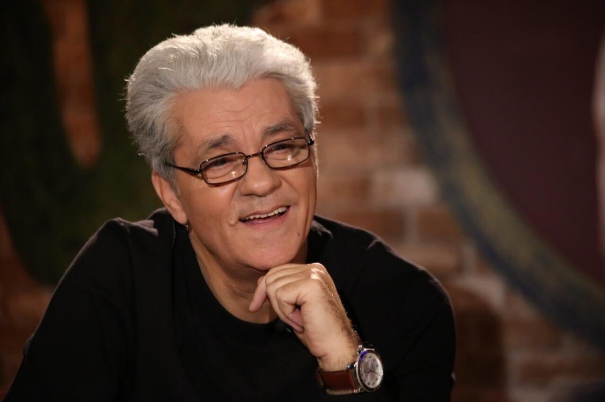 Останавме без легендата на македонскиот етер Драган Б. Костиќ – илјадници слушатели се простуваат, последна комеморација во Скопје