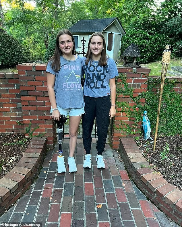 Храбра борба за живот: Девојче од 15 години изгуби рака, нога и две третини од крвта по напад од ајкула, но преживеа благодарение на три ангели на плажата