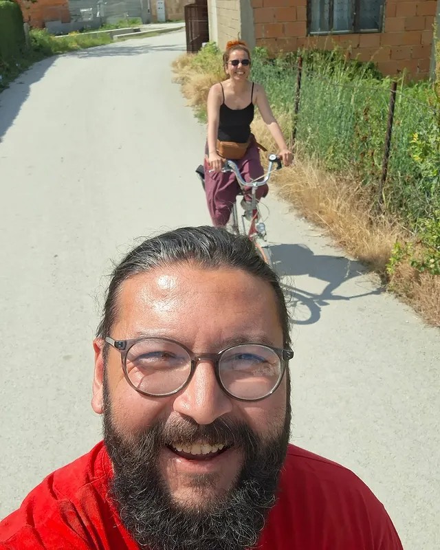 Охридски зет со турско срце: Турчин ја пронајде среќата меѓу земјоделието и љубовта во Македонија