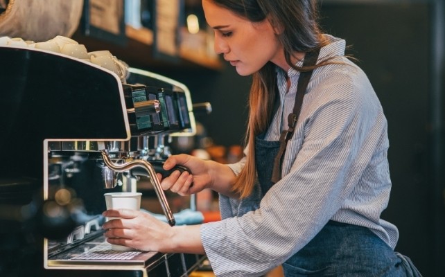 Reducing Risk: Reusable Cups Cooler Coffee and Smart Choices