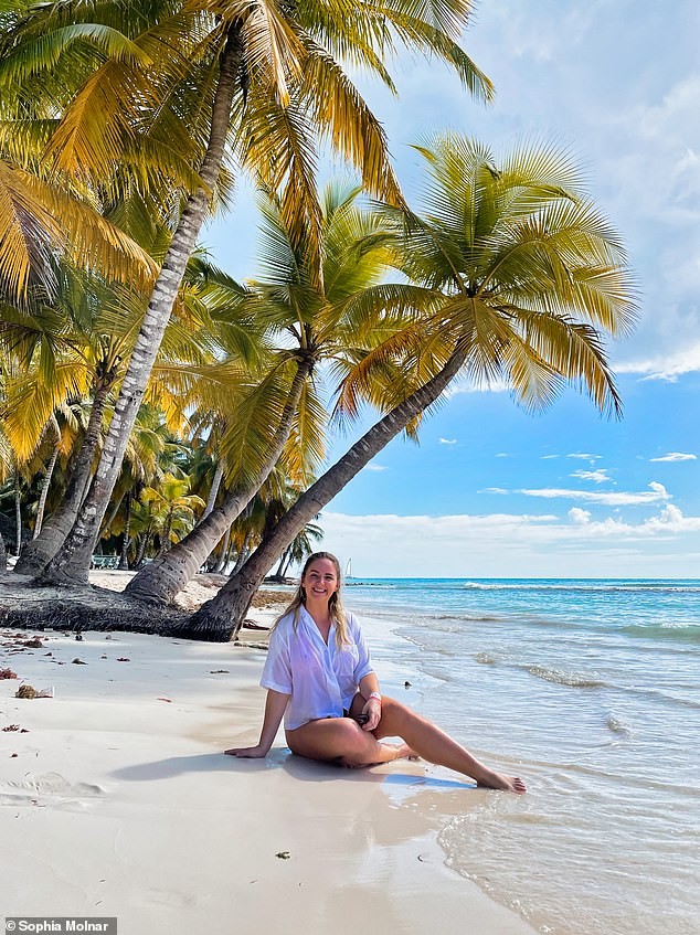 Осум часа пекол: Беше заробена со дрога и нож, во шуплива колиба среде пуст остров