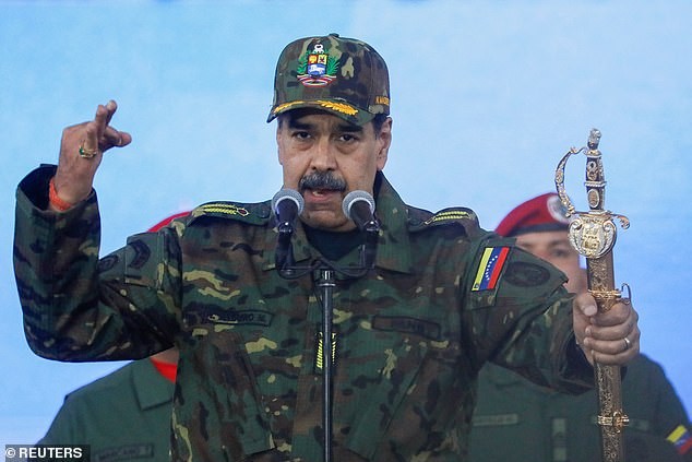 Waters difende Maduro come leader democraticamente eletto e rappresentante del popolo venezuelano