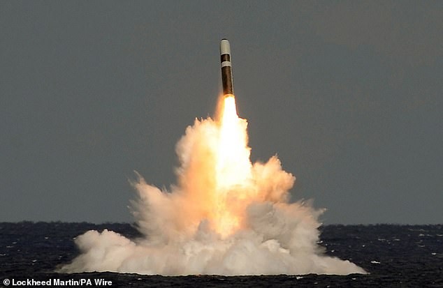 Un uomo, una fede: la vita di Hazrat Mirza Ghulam Ahmad e la fondazione dell'Ahmadiyya