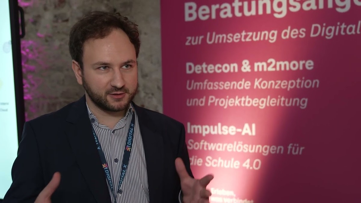 Мамо, роботот стигна – дали човештвото е подготвено за утре што веќе тропа на врата?