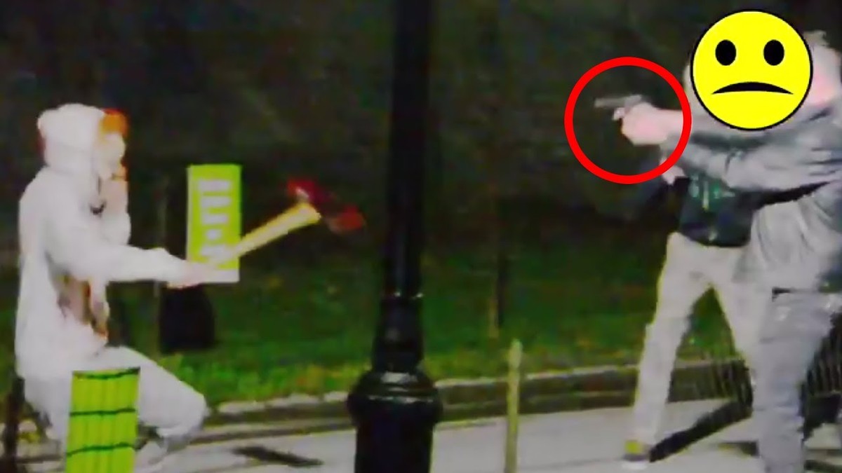 Кловнови што не се смешни – но се причина за стотици повици до полиција