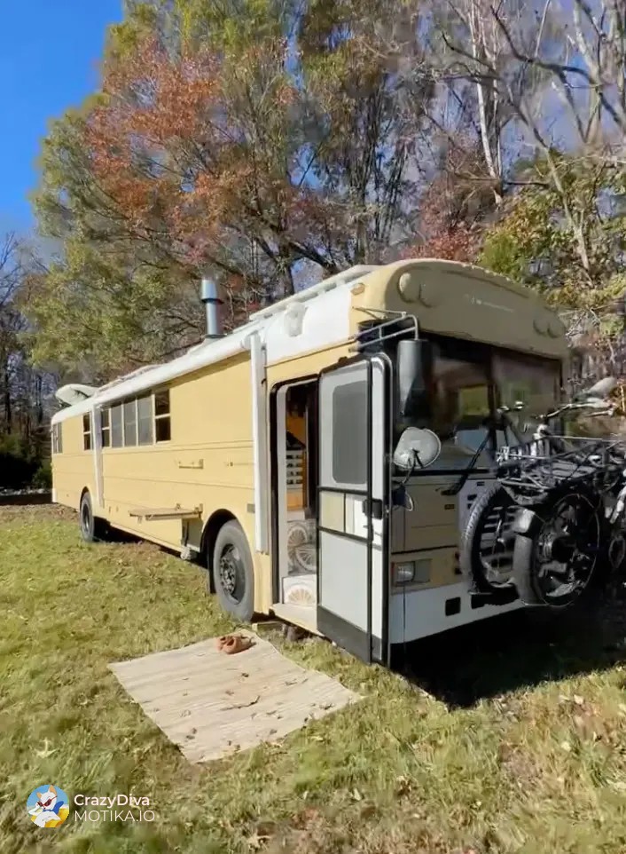 45.000 долари за реновирање, напуштање на старите животи и ново поглавје на патот