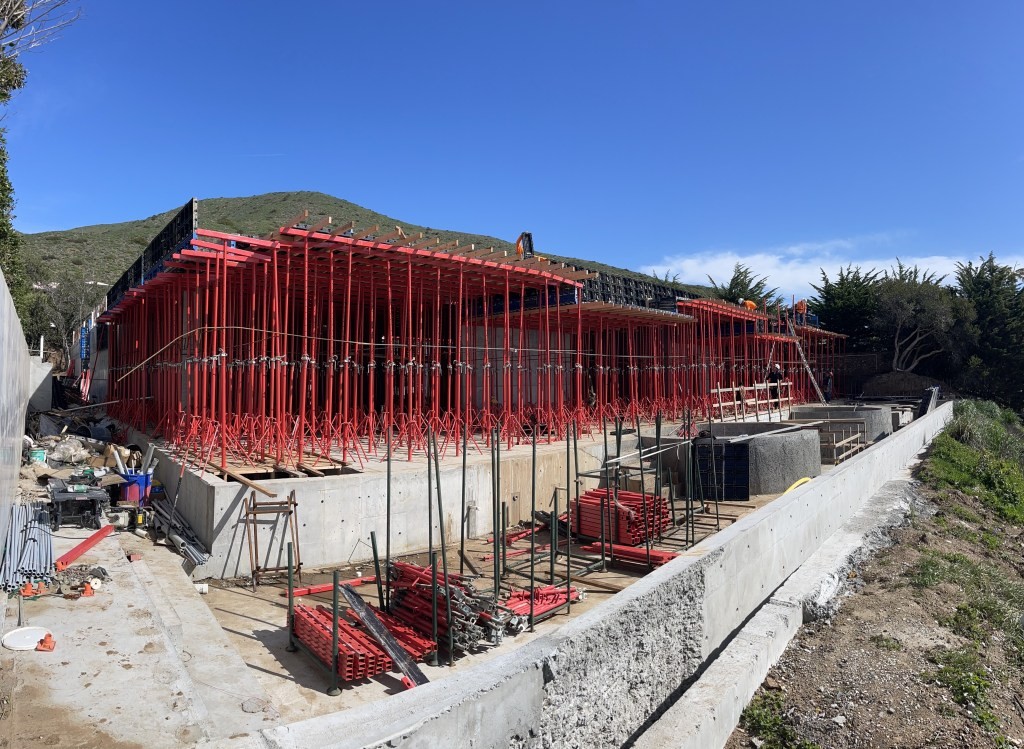 Ентериери за гости и спектакли: Театар, винска оаза, јапонска чајна соба и кујна за 200 гости