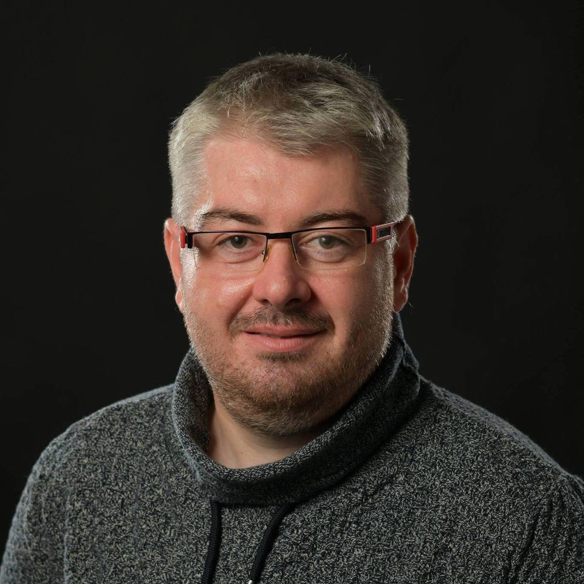 Миха Матлиевски: „Должев 4 милиони евра и сакав да се фрлам од балкон, но најголемата лекција ми ја даде банката“