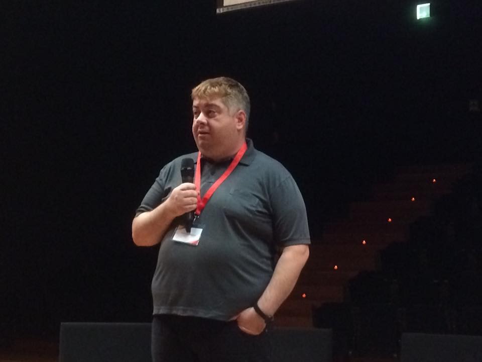 2003: Смртта на татко ми го пукна балонот – без подготовка влегов во реалноста