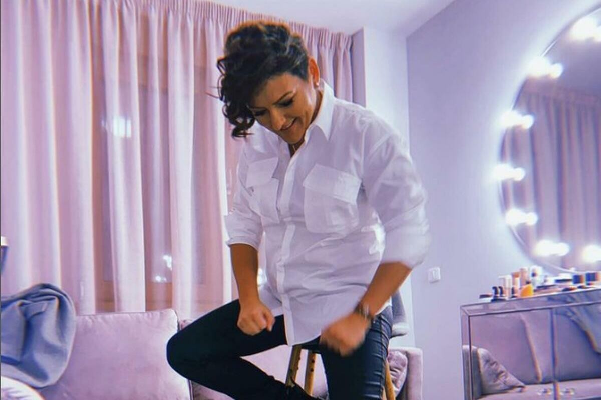 Детски рими прераснуваат во балади што ја носат тежината на генерации