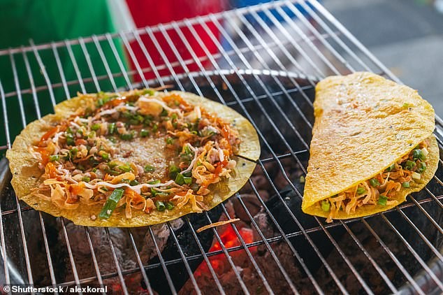 Alloggio e colazione: un Airbnb da £19 a notte e caffè all'uovo tra le icone di strada