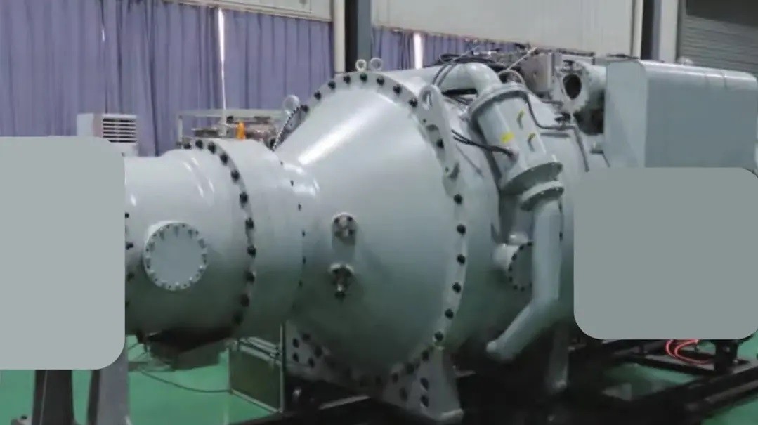 China Unveils a 20-Gigawatt Microwave Weapon That Fits on a Truck