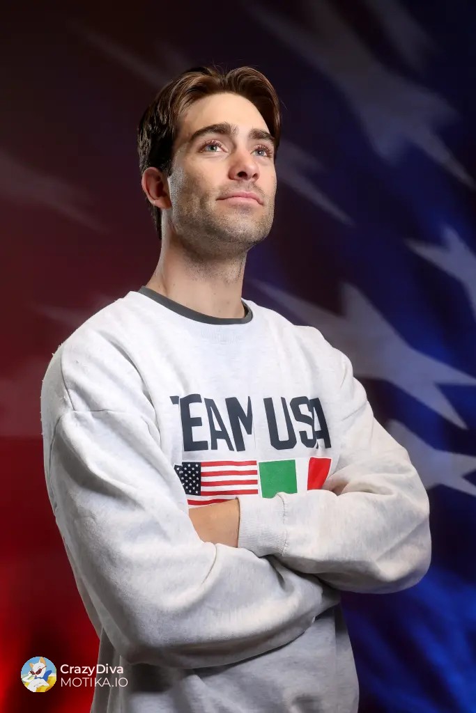 Алекс Хол – американскиот феномен со филмска насмевка