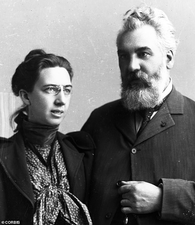 Битка за патентот: Бел го добива историското признание но зад себе остава горчина и ривали