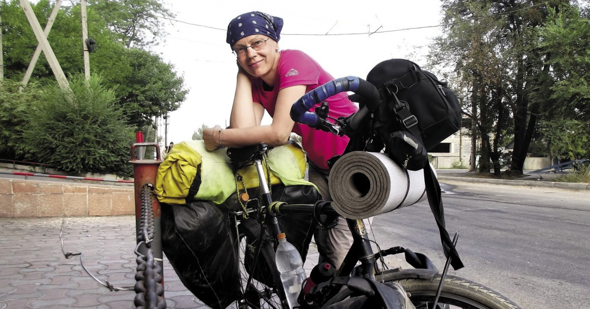 Строго контролирана тура за 1.600 евра: плаќаш да бидеш прифатлив, не слободен