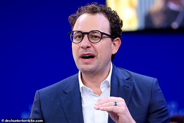 Технолошките лидери немаат план - вештачката интелигенција напредува побргу од подготовките на општеството