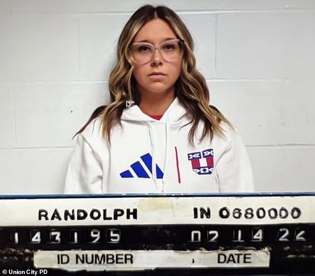 Истражителите откриваат посериозни обвинувања: 17-годишникот сведочи за повеќекратни сексуални средби додека бил малолетен