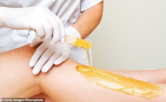 Го бричите ли телото и се плашите дека влакната ќе ви израснат побрзо? Еве ја вистината за најголемите митови за отстранување на влакна што може засекогаш да ви го сменат мислењето