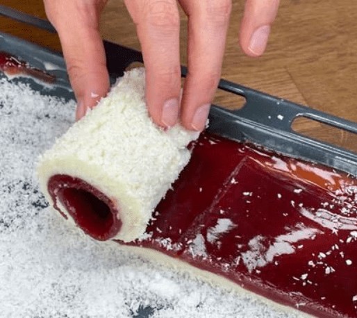 Кремаста кокосова база: Првиот чекор кон неодолив вкус