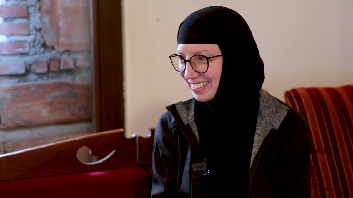 Издигнуваме способни деца, но им недостига целовитост и човечност