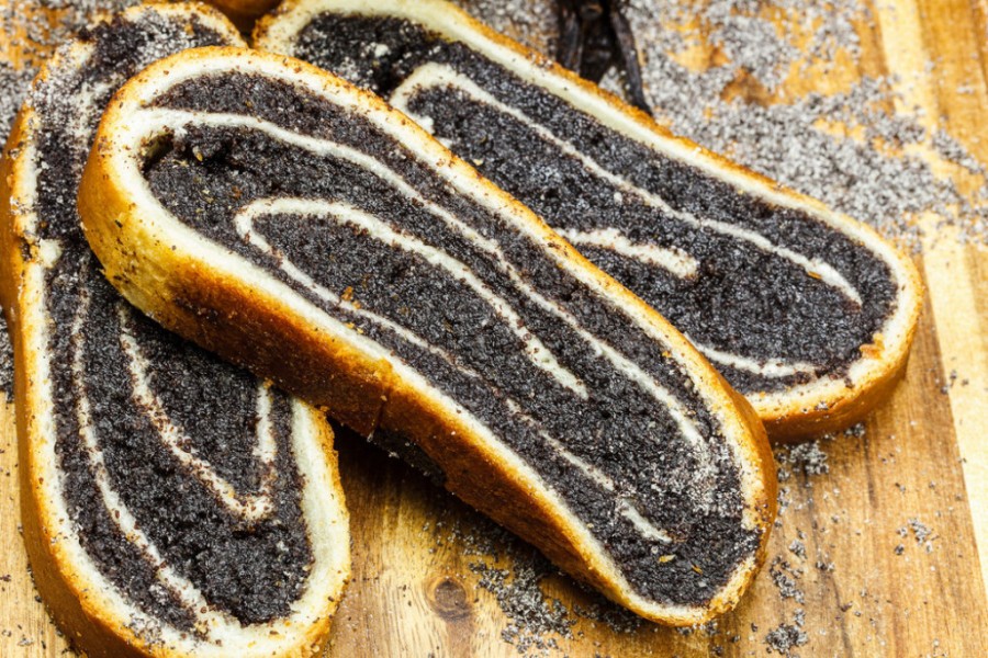 Подготовка на тестото и квасецот – чекор по чекор