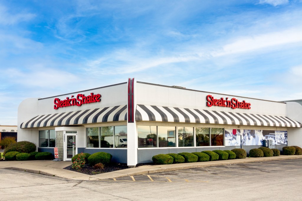 Како Steak ‘n Shake ги мотивира вработените со крипто бонуси