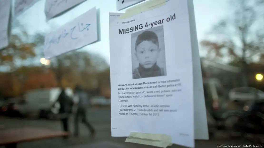 1 октомври 2015: Берлин станува гробница на надежта—Мухамед исчезнува за пет минути меѓу илјадници сведоци
