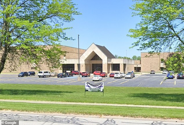 Најголемата организација за човекови права во САД отвори истрага, училиштето под притисок